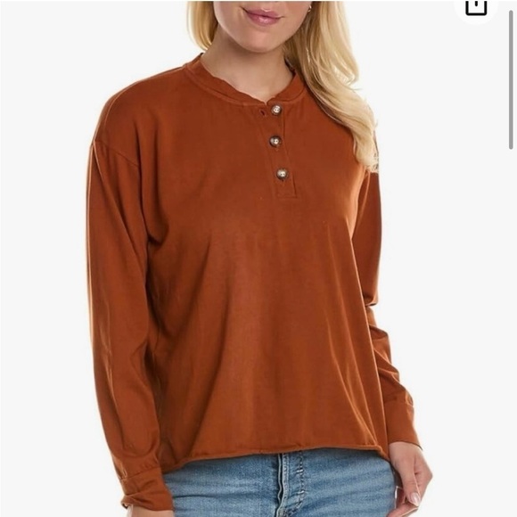 DONNI Long Sleeve Henley Cinnamon - Picture 4 of 5
